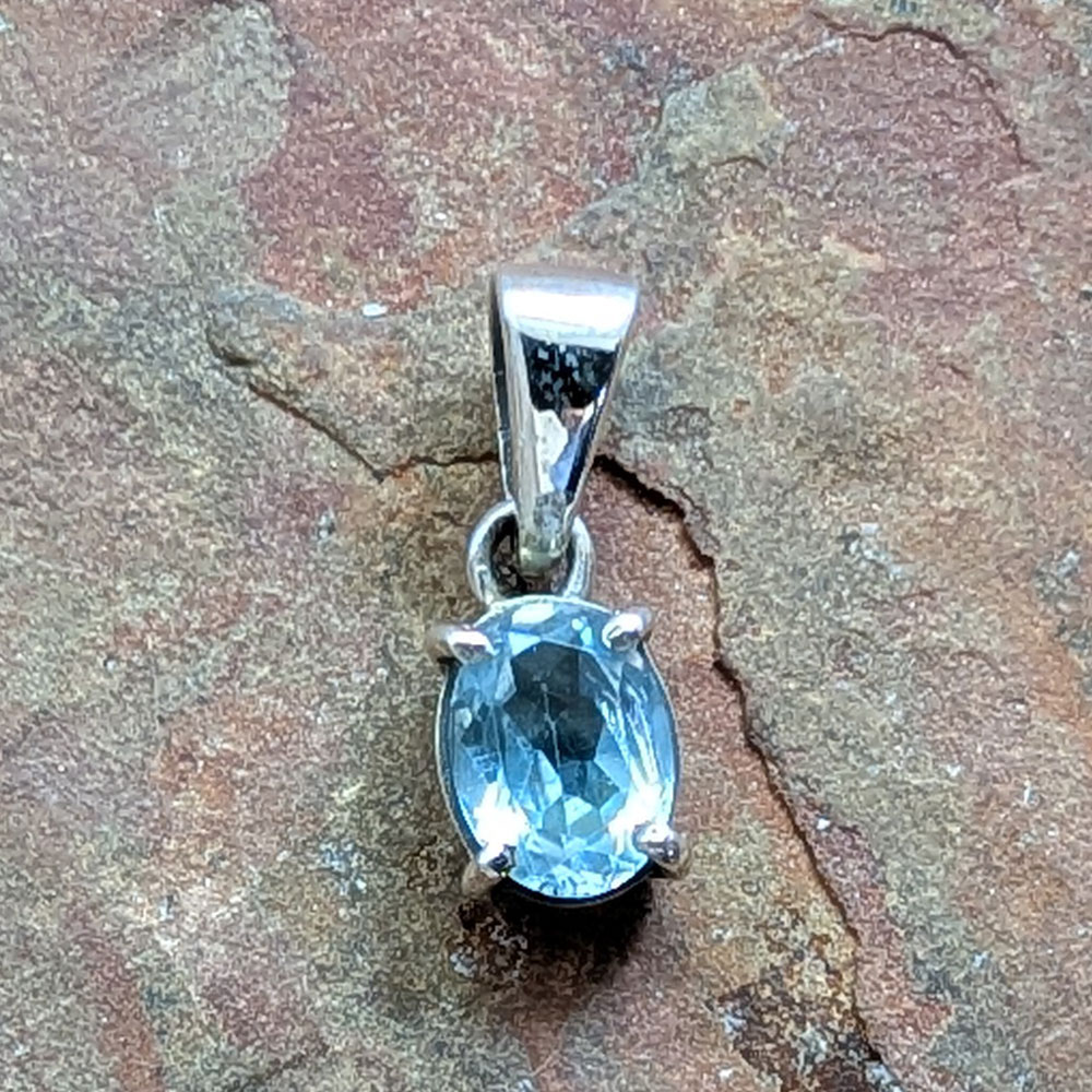 Sterling Silver Faceted Blue Topaz Pendant 6.5x8mm